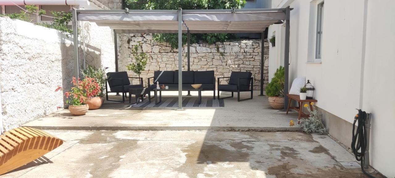 Littel Studio Franceska Jezera Ngoại thất bức ảnh